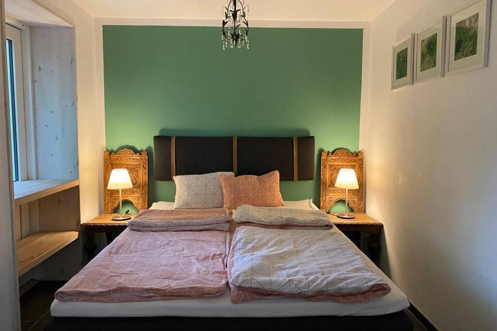 Oak Cottage Near Ronne & Beach Екстер'єр фото