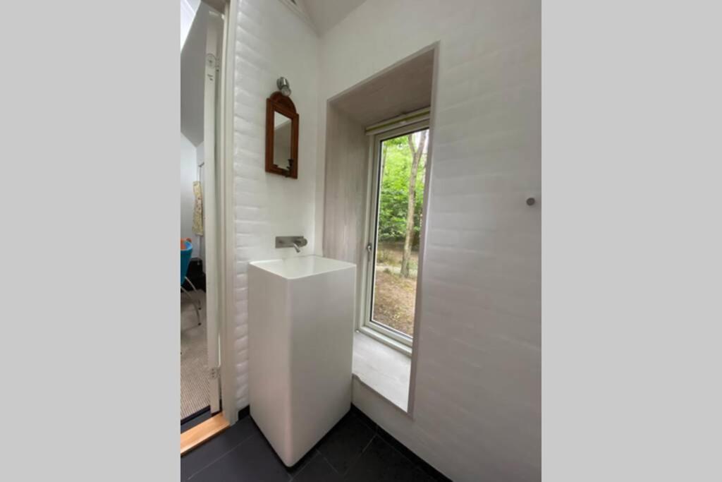 Oak Cottage Near Ronne & Beach Екстер'єр фото